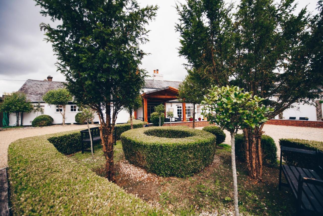 Fox Country Inn High Wycombe Exterior foto